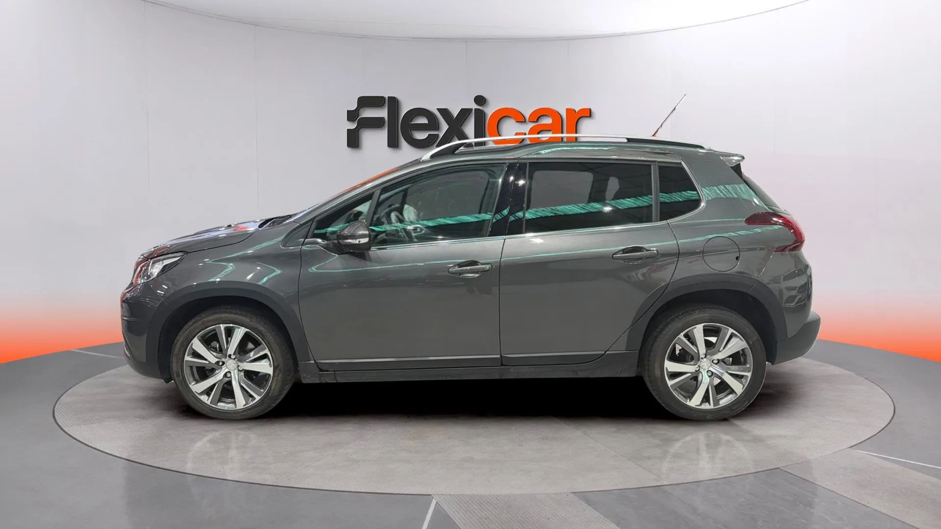 Peugeot 2008 Allure PureTech 130 EAT6 - foto 4