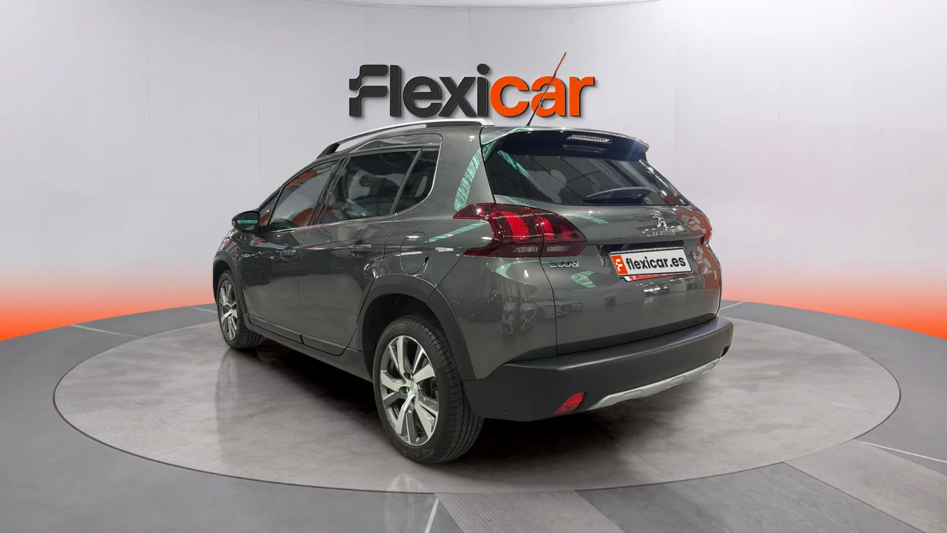 Peugeot 2008 Allure PureTech 130 EAT6 - foto 5