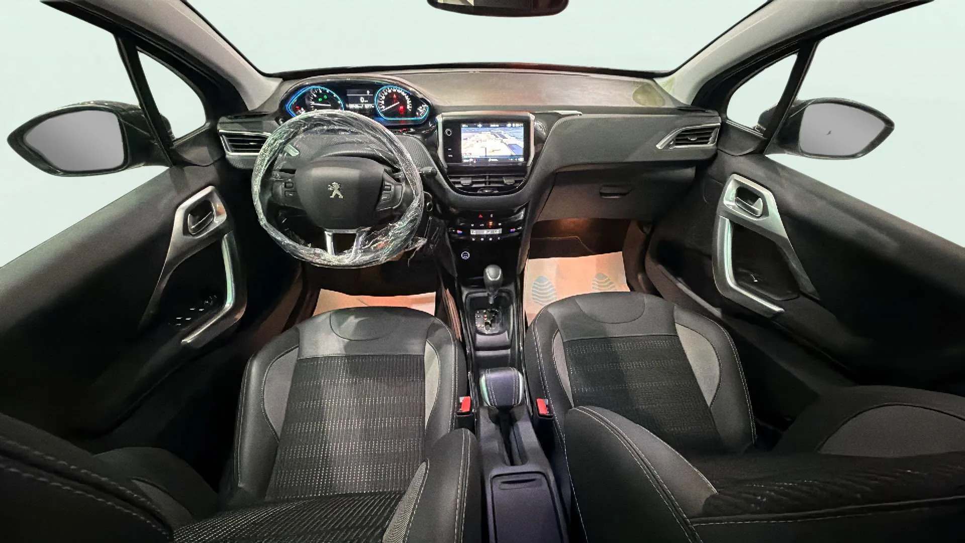 Peugeot 2008 Allure PureTech 130 EAT6 - foto 10