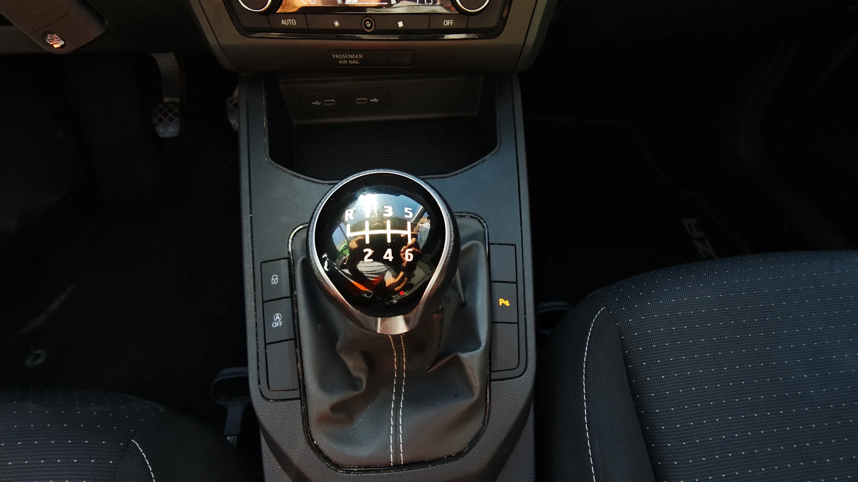 SEAT Ibiza 1.0 TSI Style - foto 9