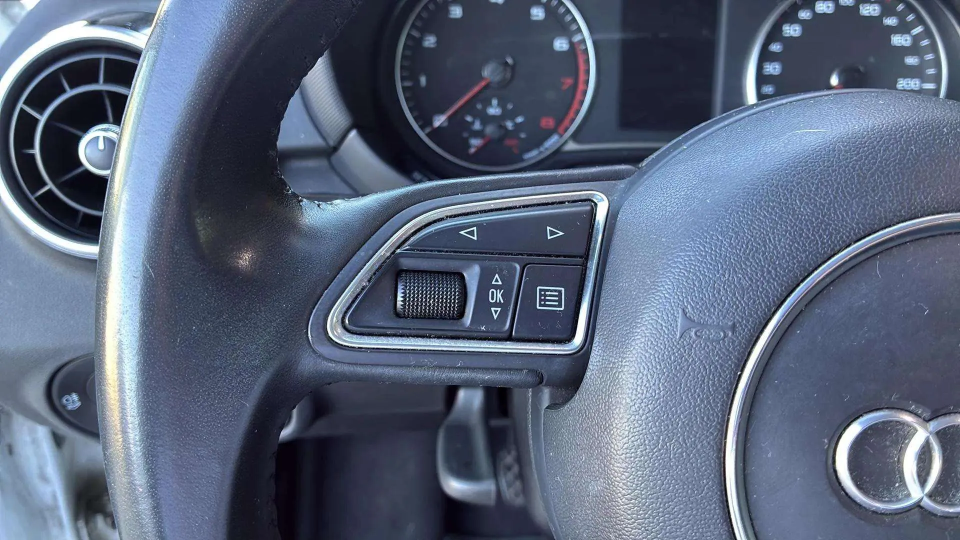 Audi A1 Active Kit 1.4 TFSI - foto 15
