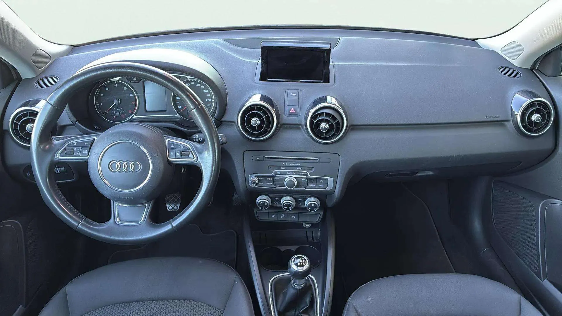 Audi A1 Active Kit 1.4 TFSI - foto 12