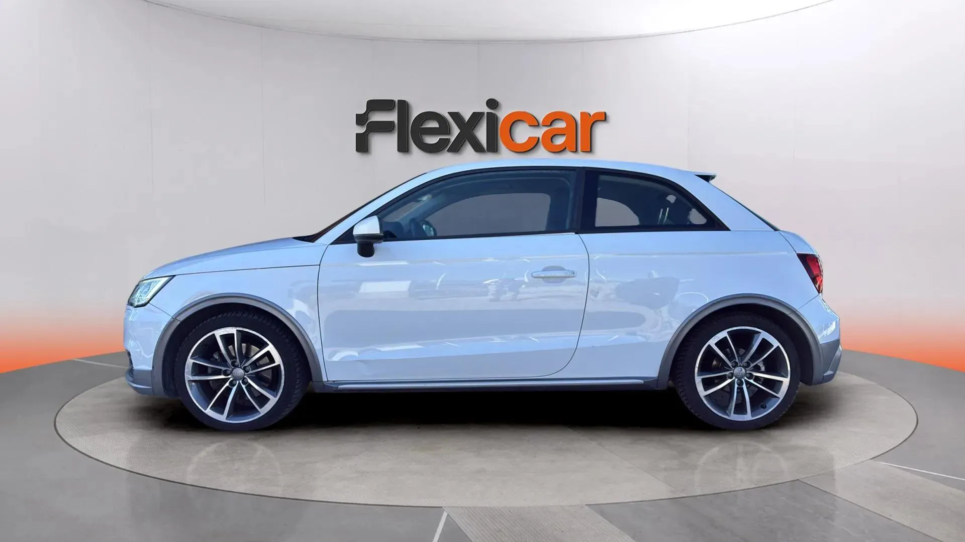 Audi A1 Active Kit 1.4 TFSI - foto 4