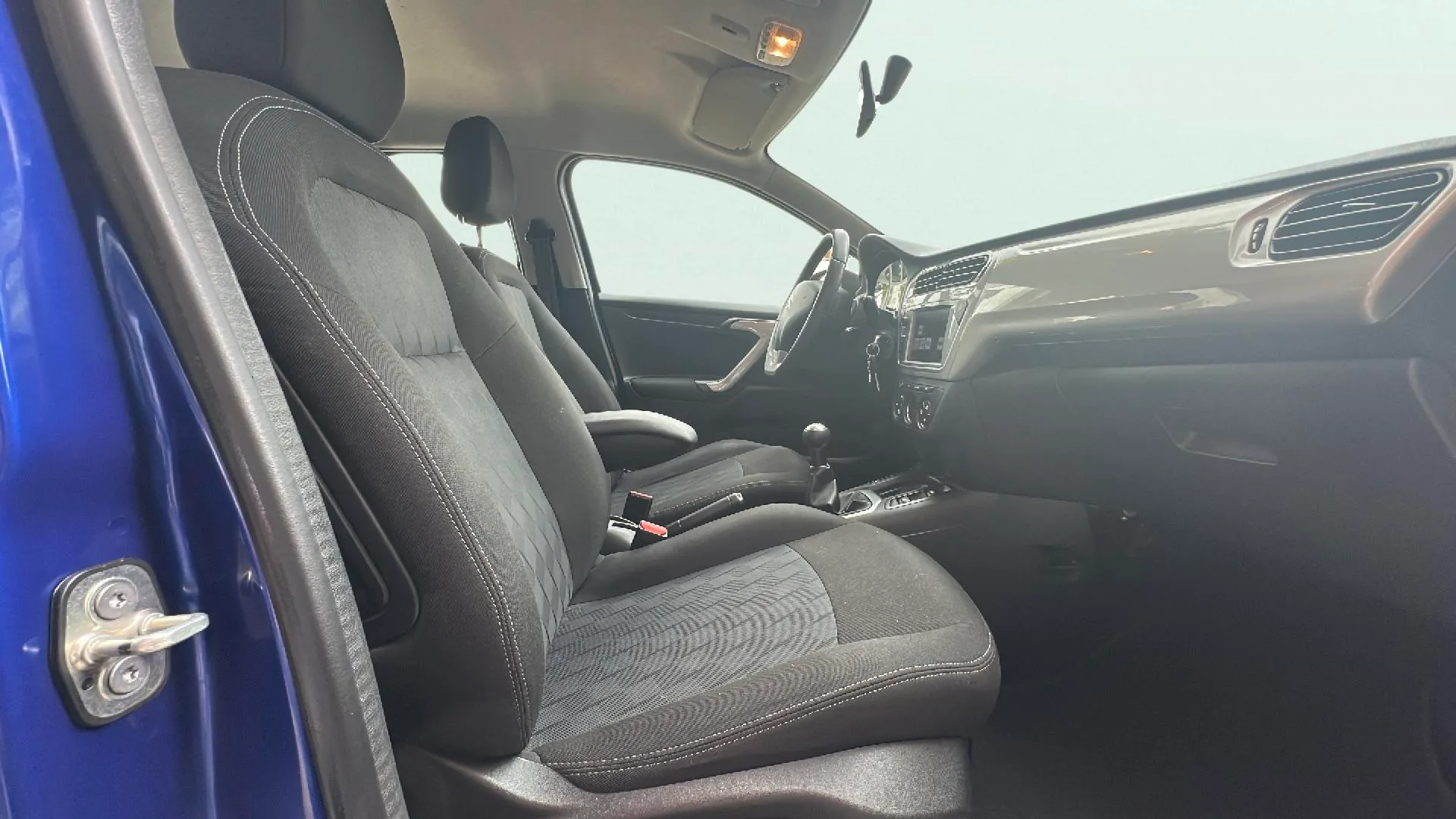 Citroën C-Elysée BlueHDi Feel - foto 16
