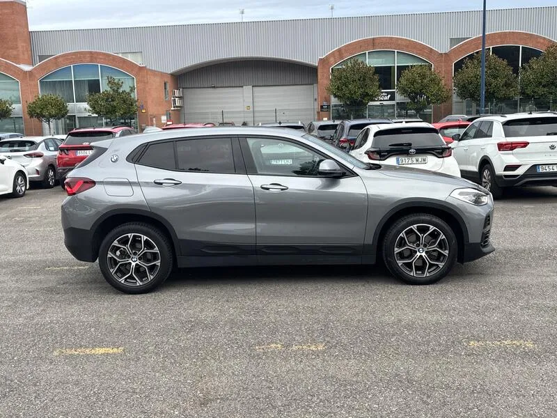 BMW X2 sDrive 18i 1.5 AT7 E6dT - foto 7