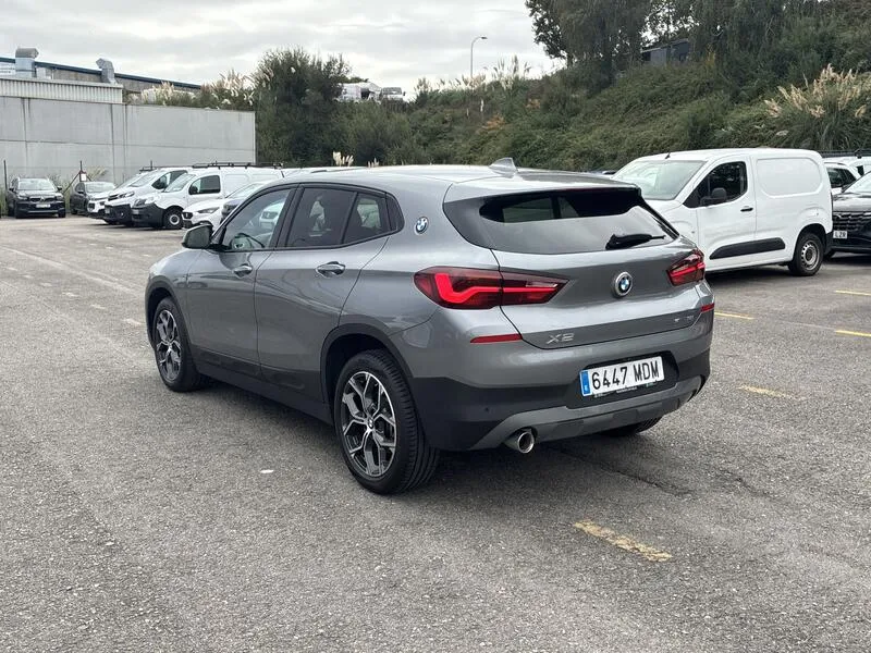 BMW X2 sDrive 18i 1.5 AT7 E6dT - foto 4