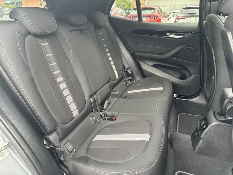 BMW X2 sDrive 18i 1.5 AT7 E6dT - foto 16