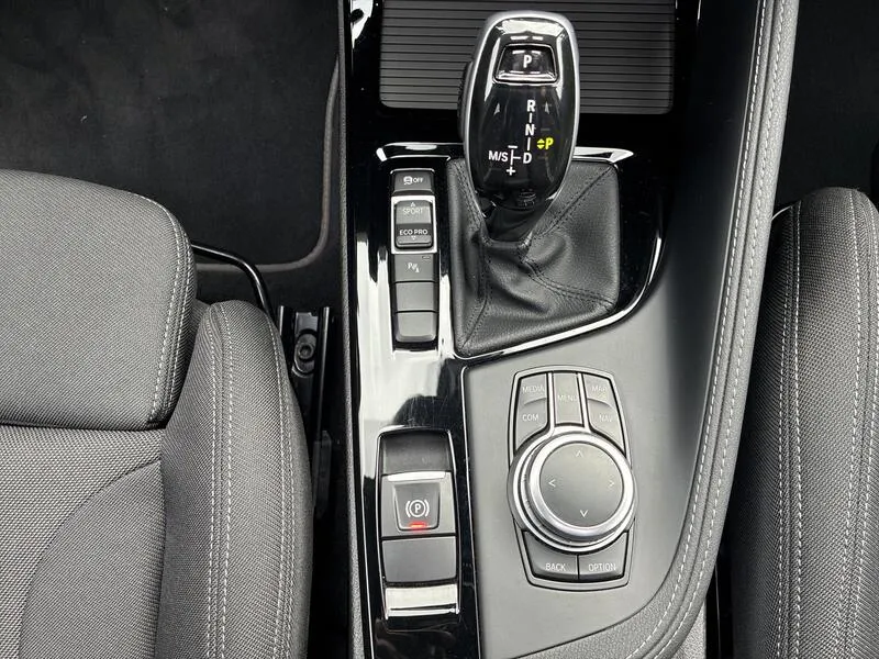 BMW X2 sDrive 18i 1.5 AT7 E6dT - foto 25
