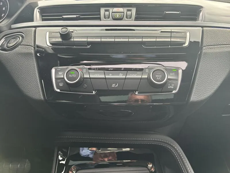 BMW X2 sDrive 18i 1.5 AT7 E6dT - foto 26