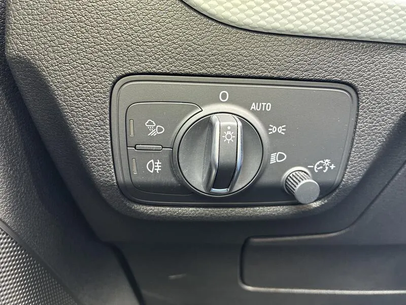 Audi Q2 Design 30 TFSI - foto 27