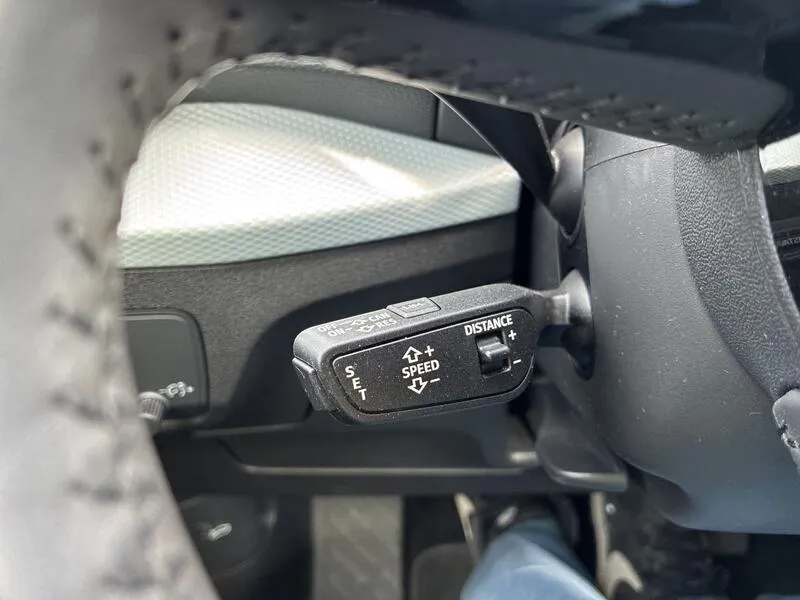 Audi Q2 Design 30 TFSI - foto 28