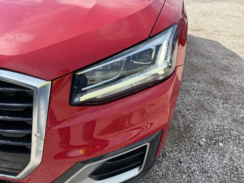 Audi Q2 Design 30 TFSI - foto 10