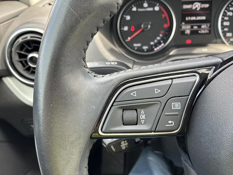 Audi Q2 Design 30 TFSI - foto 30