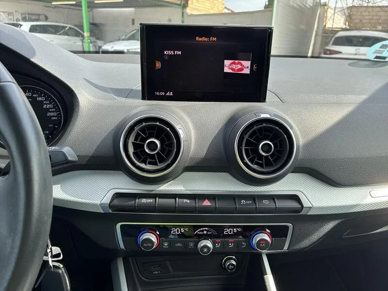 Audi Q2 Design 30 TFSI - foto 33