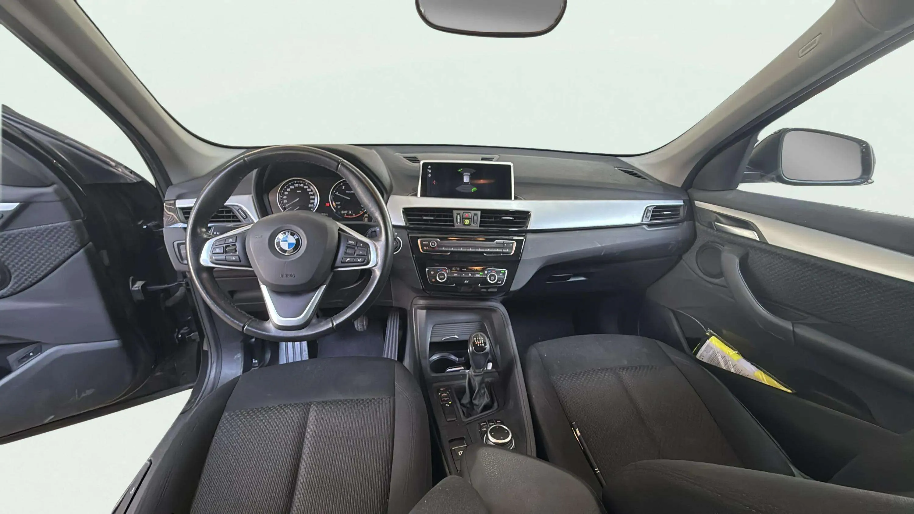 BMW X1 sDrive16d Business - foto 10