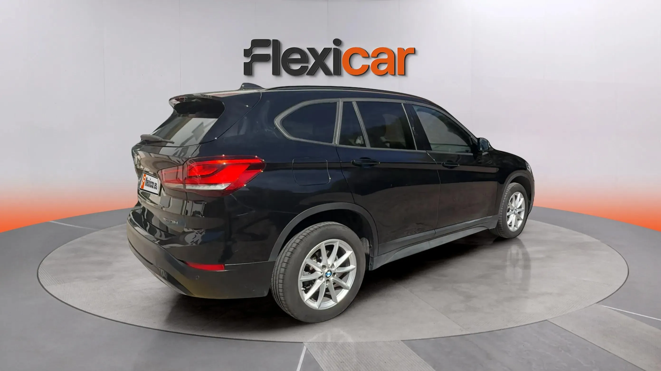 BMW X1 sDrive16d Business - foto 6