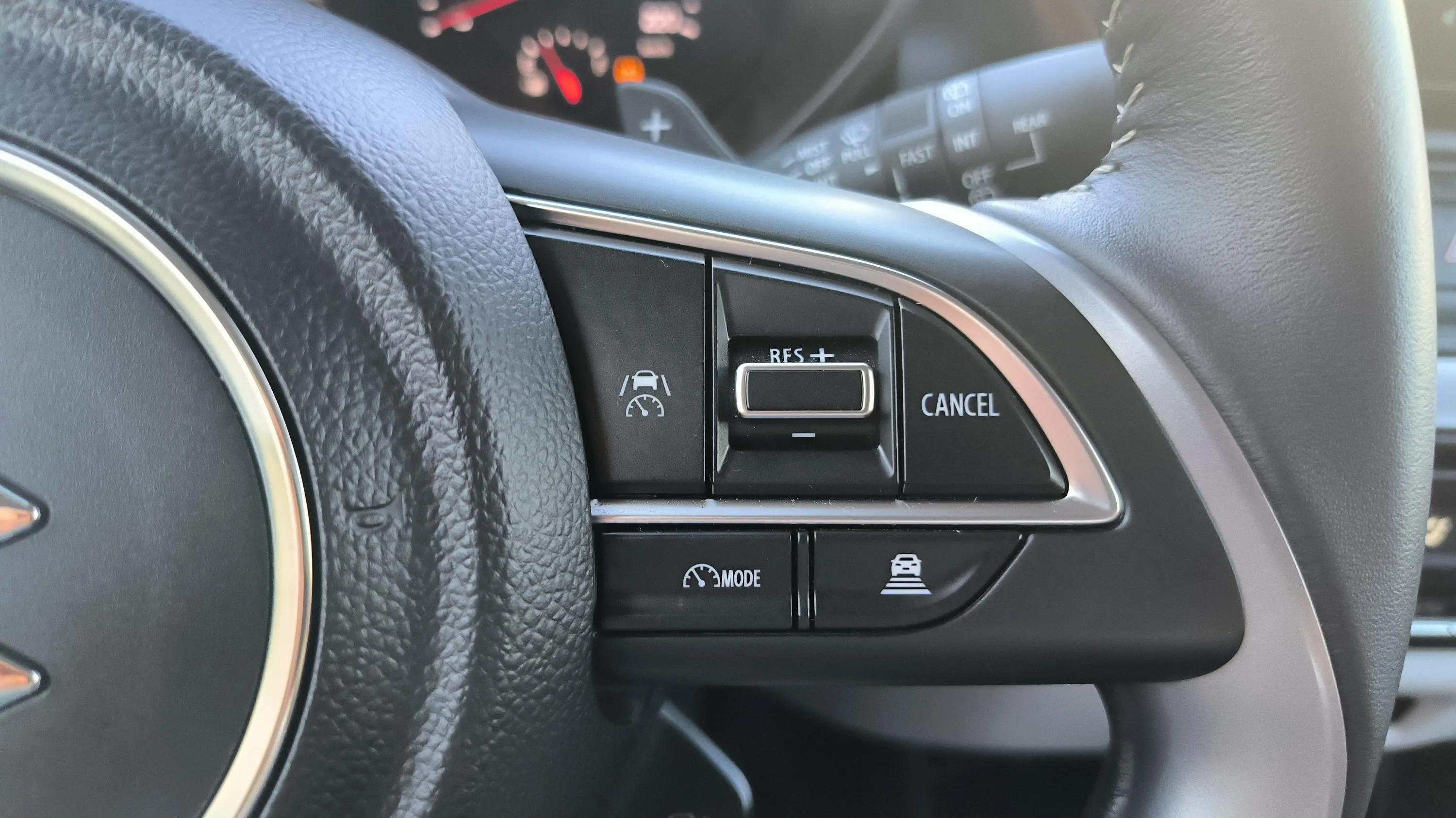 Suzuki Swift 1.2 GLE Mild Hybrid CVT - foto 15