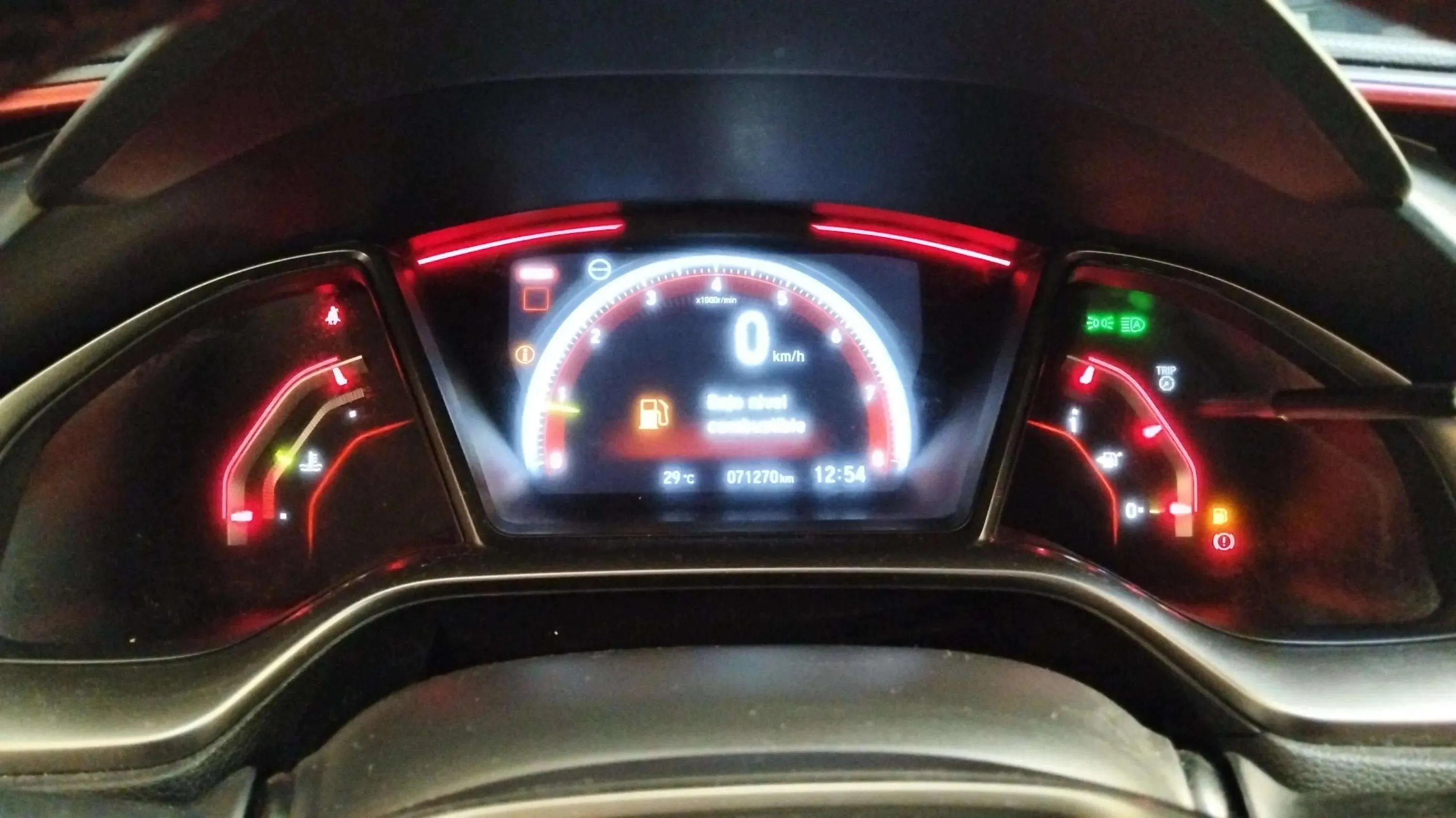 Honda Civic 2.0 I-VTEC Turbo Type R GT - foto 12