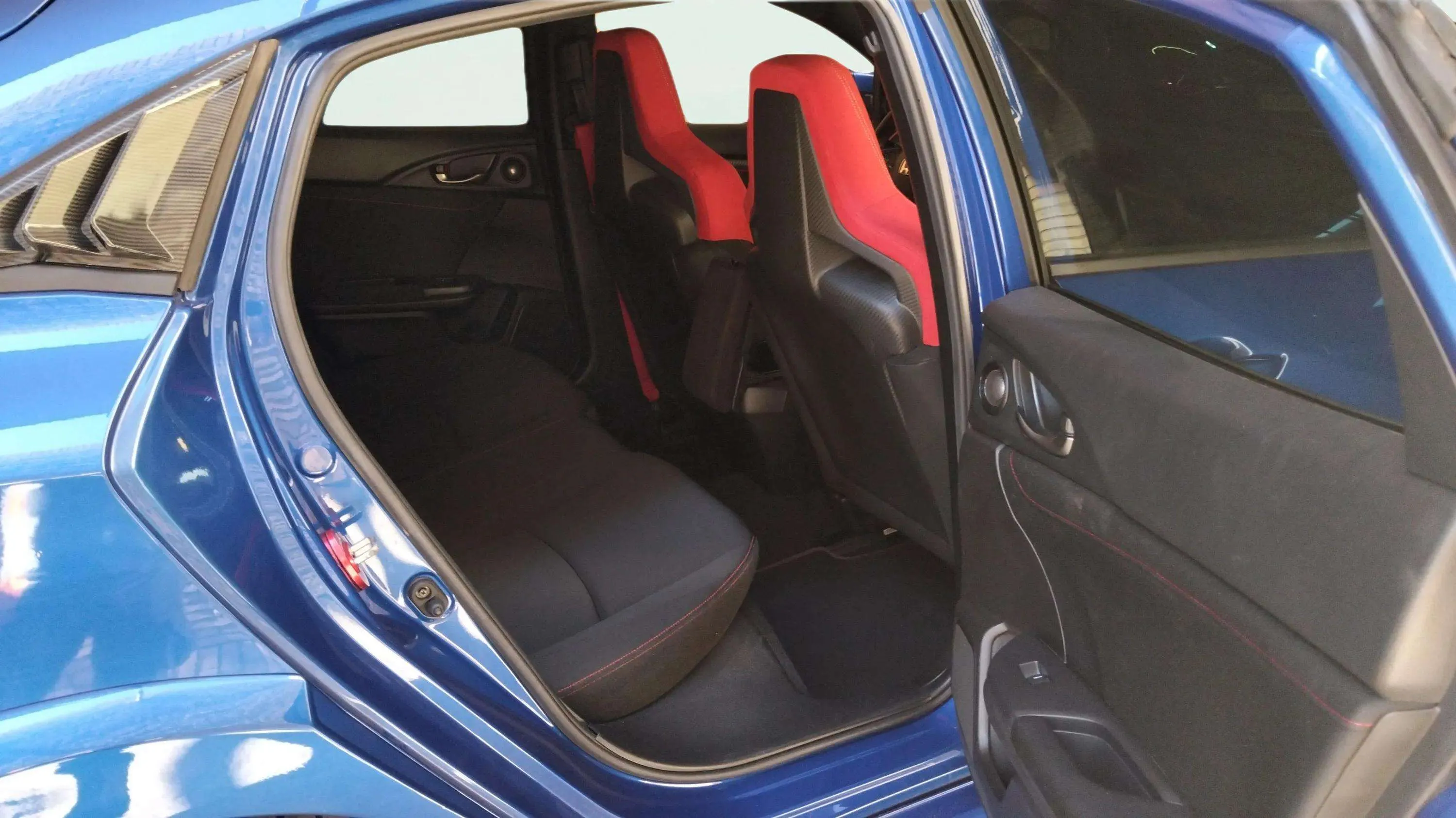Honda Civic 2.0 I-VTEC Turbo Type R GT - foto 10