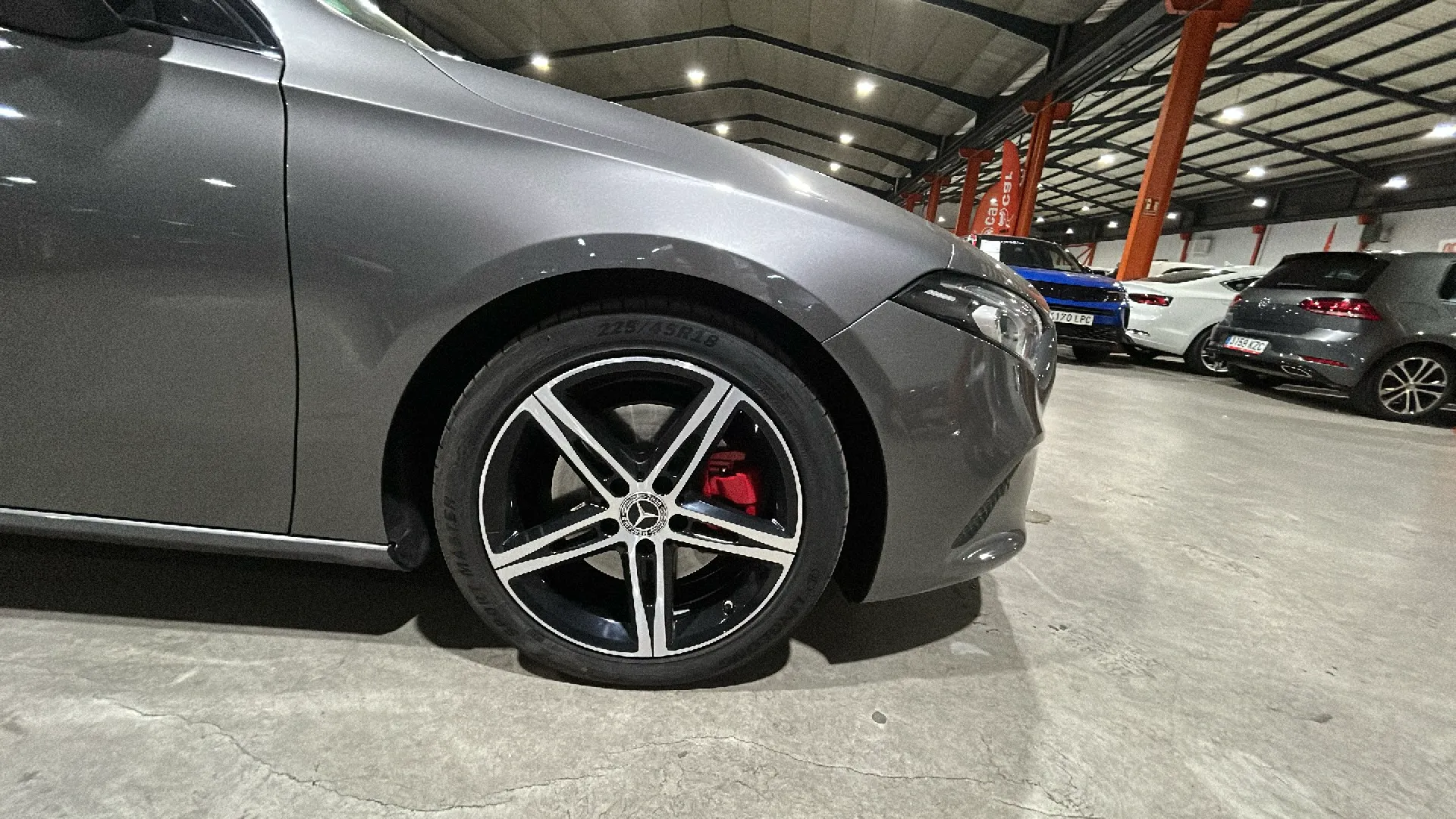 Mercedes-Benz Clase A Sedán A 220 4MATIC - foto 18