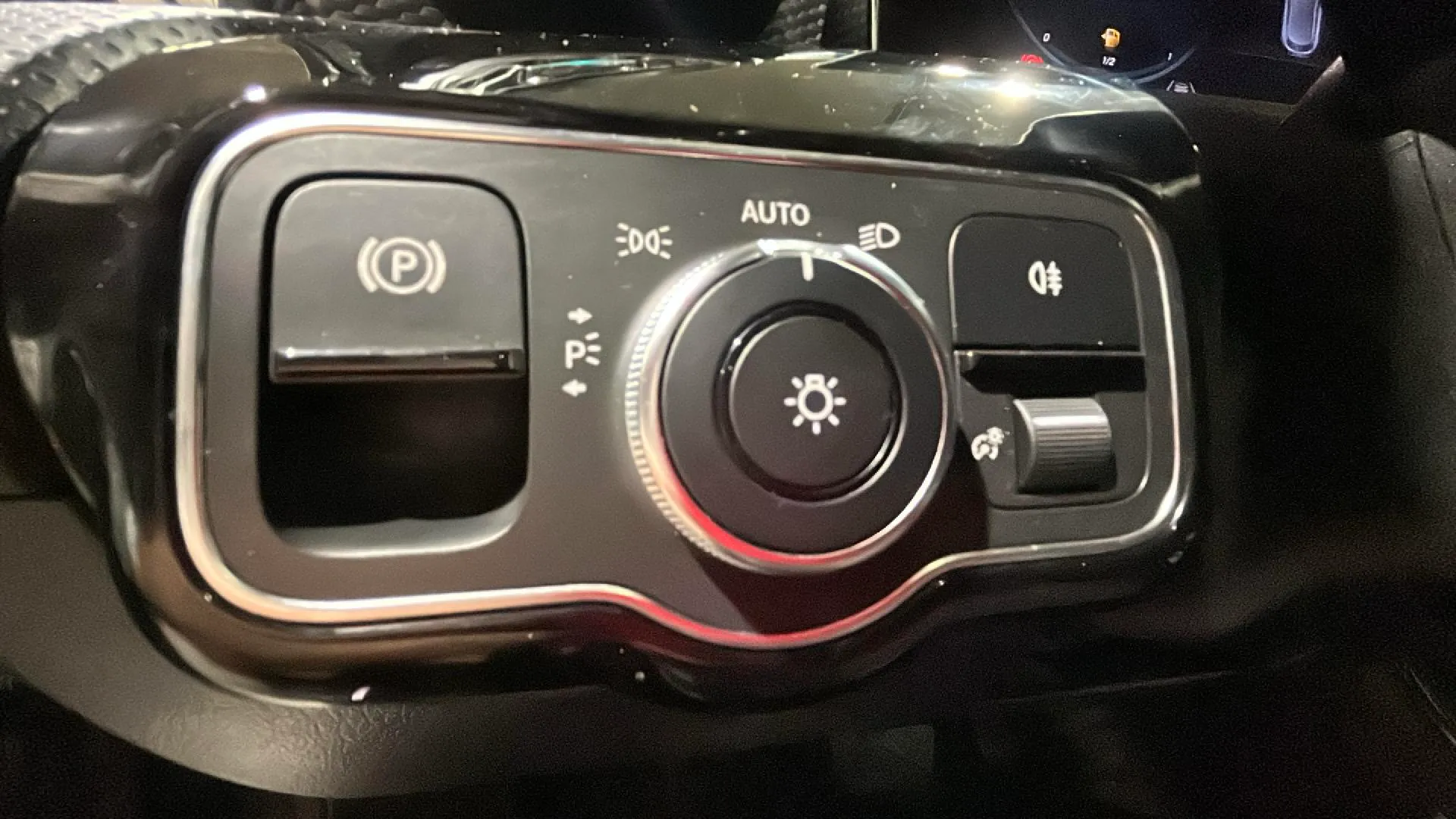 Mercedes-Benz Clase A Sedán A 220 4MATIC - foto 11