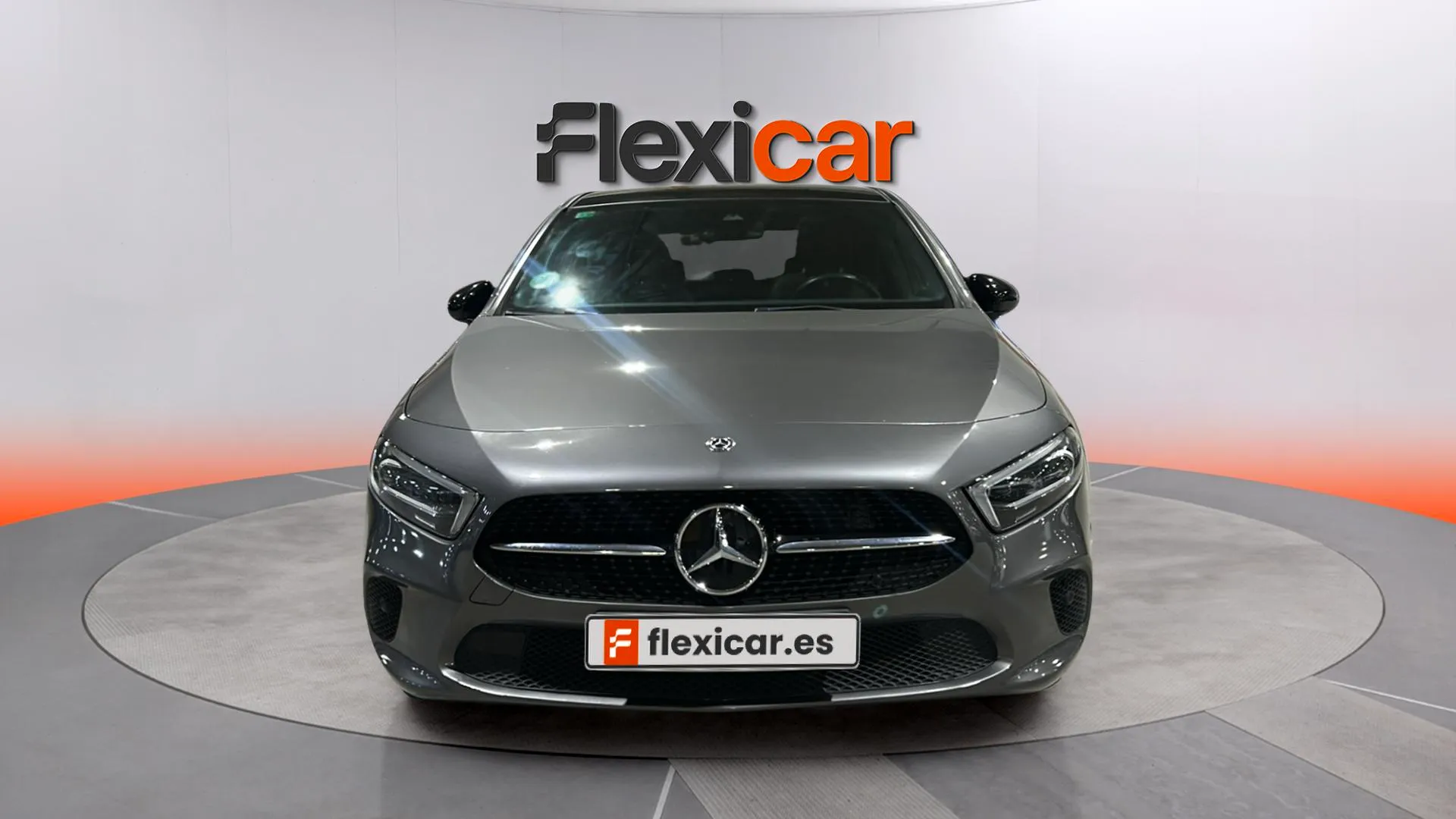 Mercedes-Benz Clase A Sedán A 220 4MATIC - foto 2
