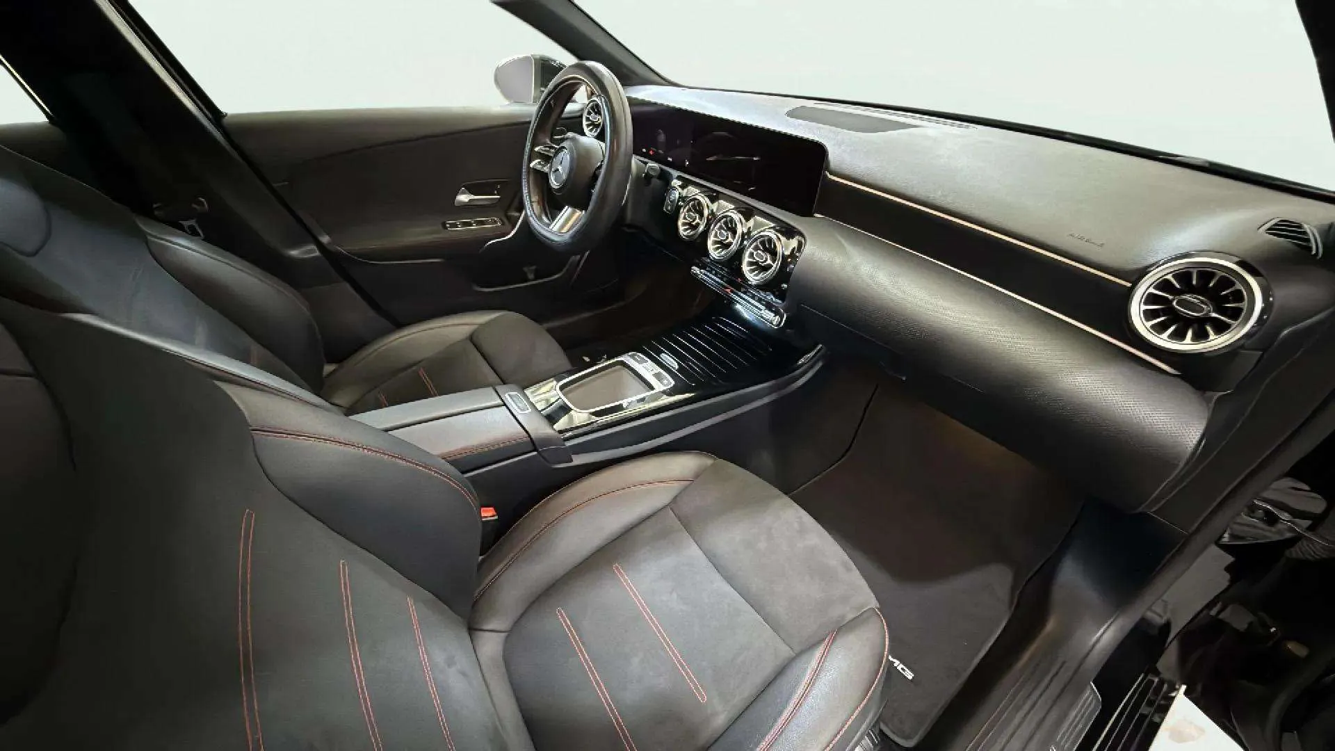 Mercedes-Benz Clase A A 180 d - foto 12