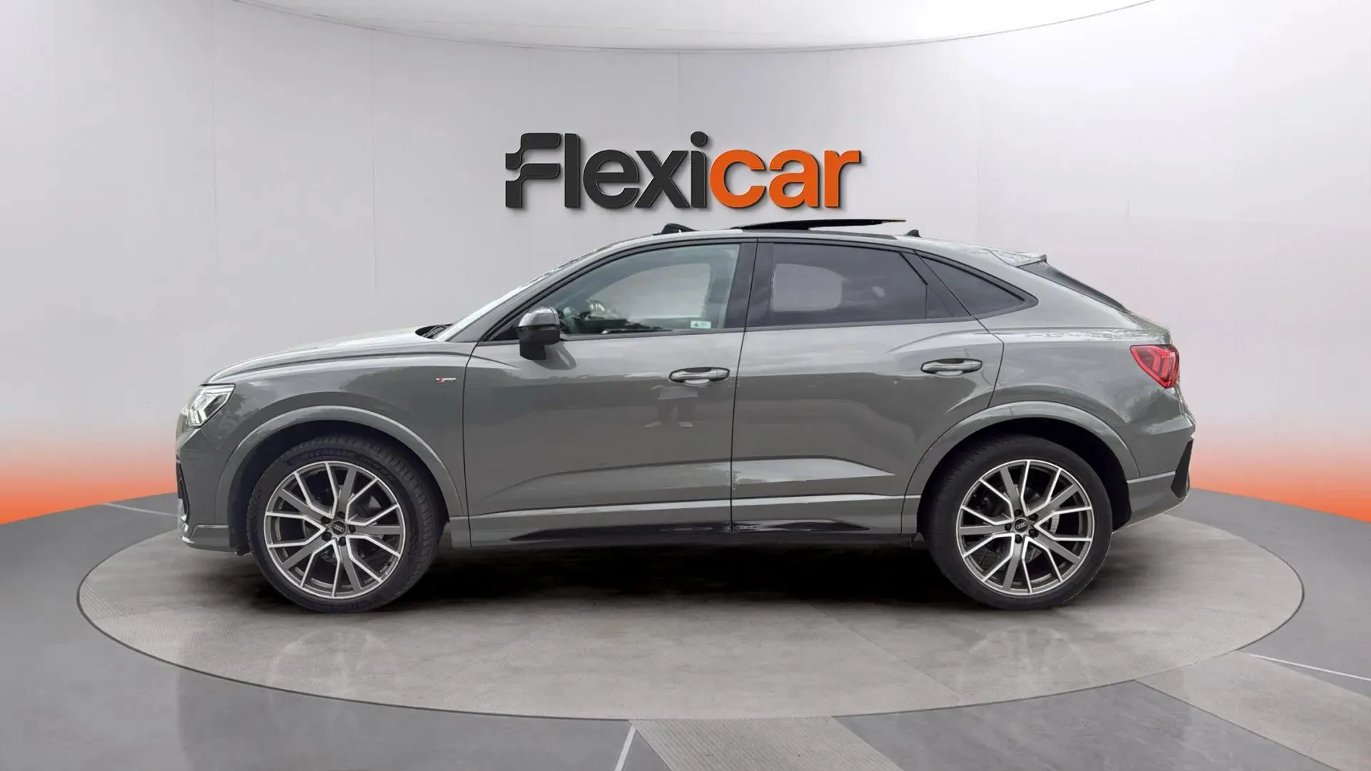 Audi Q3 35 TFSI S tronic Black Line - foto 3