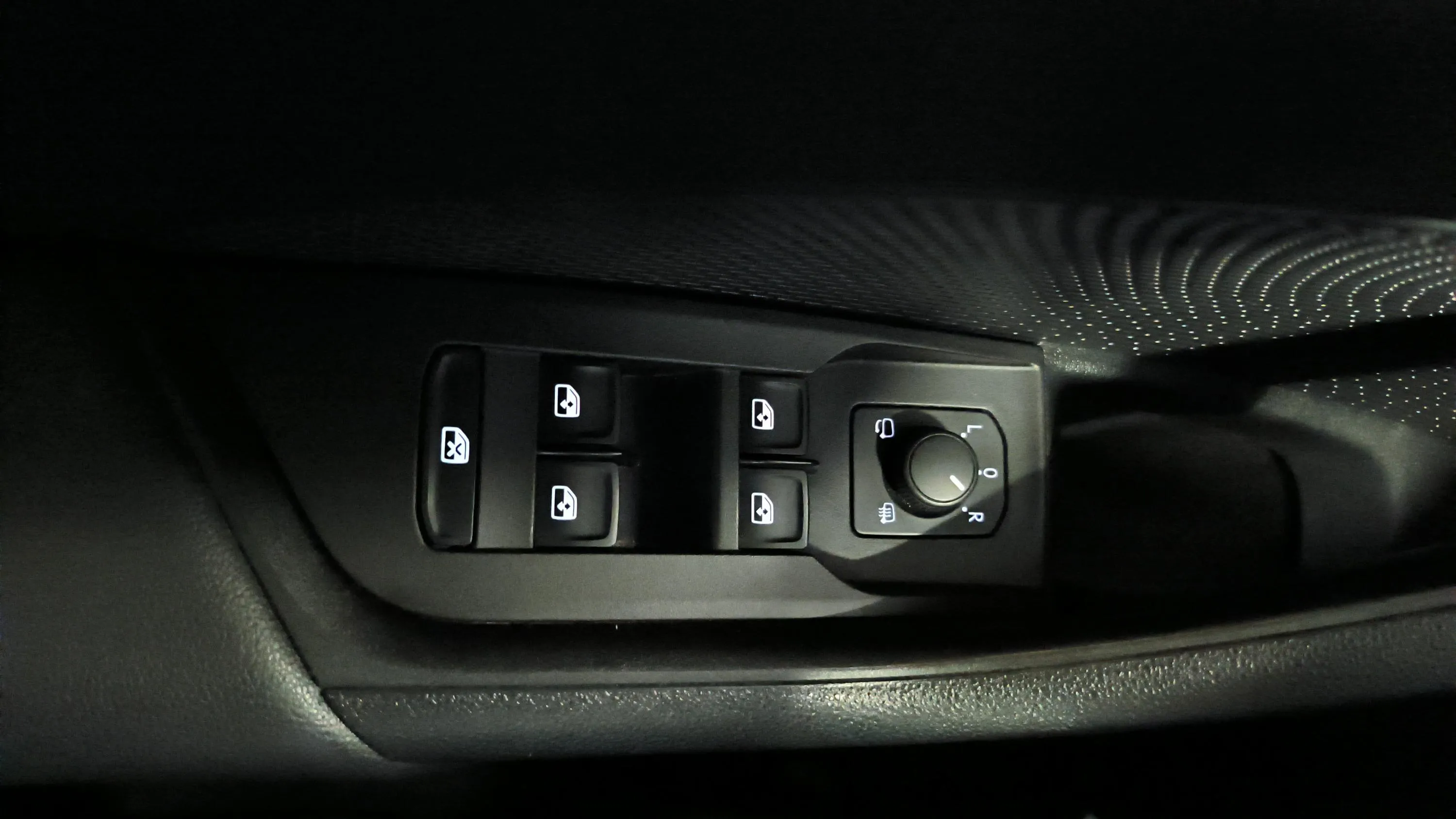 Škoda Octavia 2.0 TDI DSG Ambition - foto 25