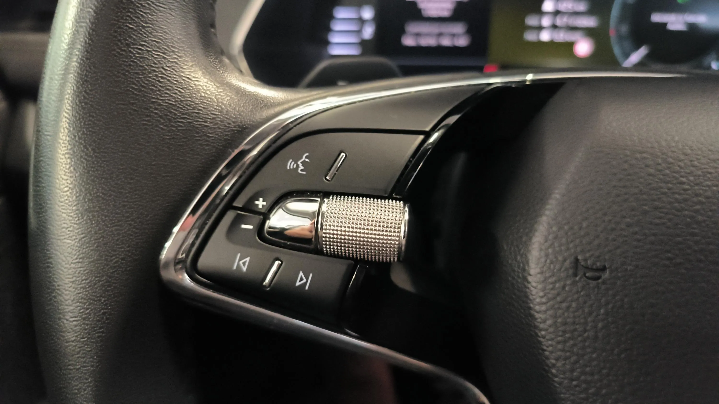 Škoda Octavia 2.0 TDI DSG Ambition - foto 14