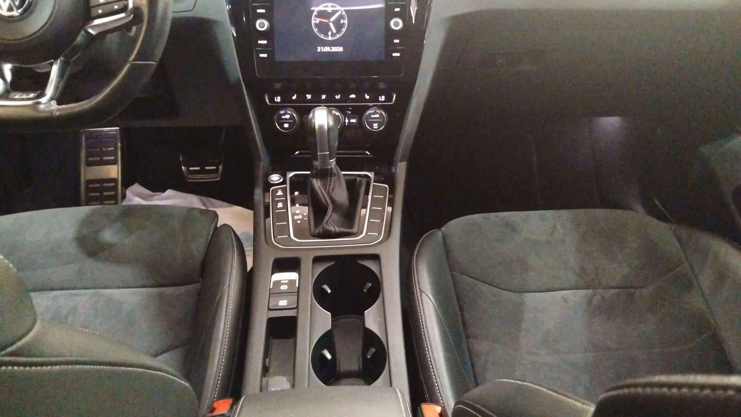 Volkswagen Arteon R-Line 2.0 TDI DSG - foto 8