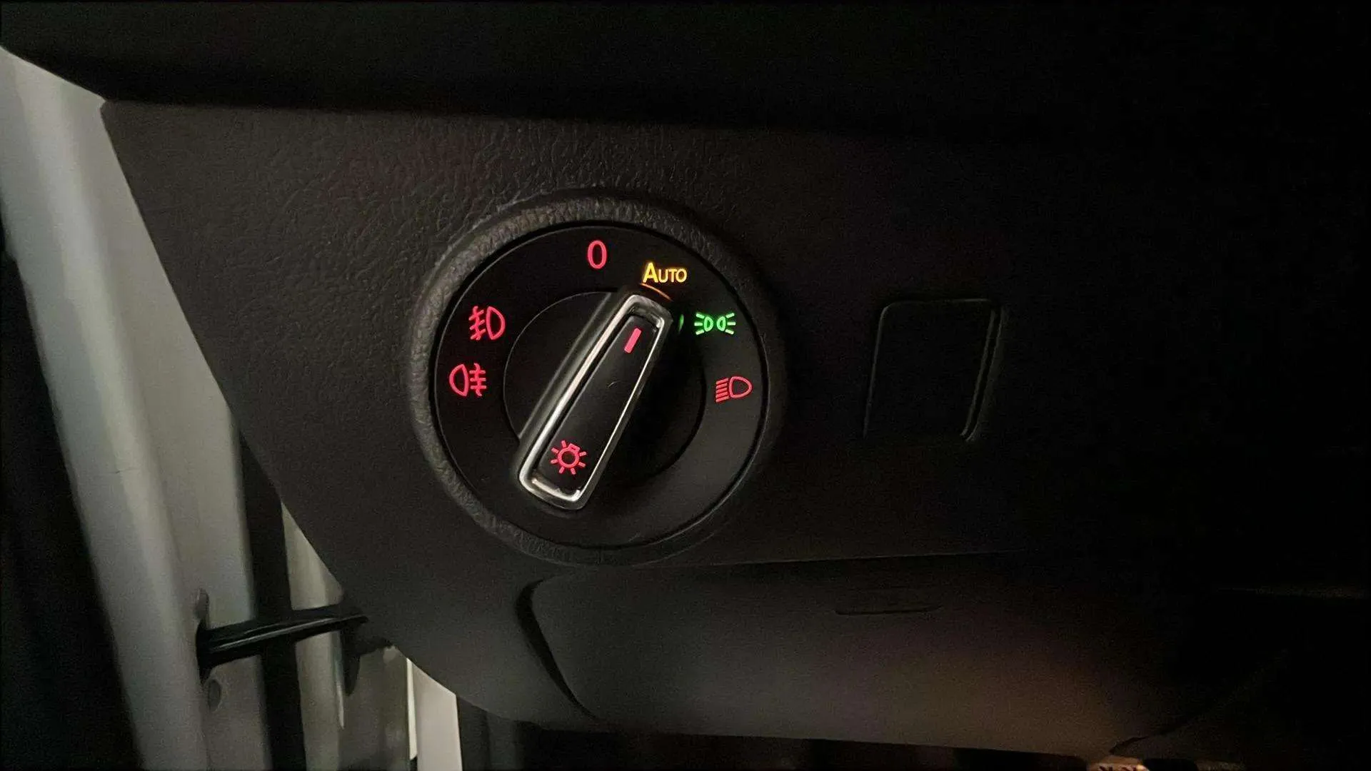 SEAT Ateca 1.6 TDI Xcellence Eco - foto 20