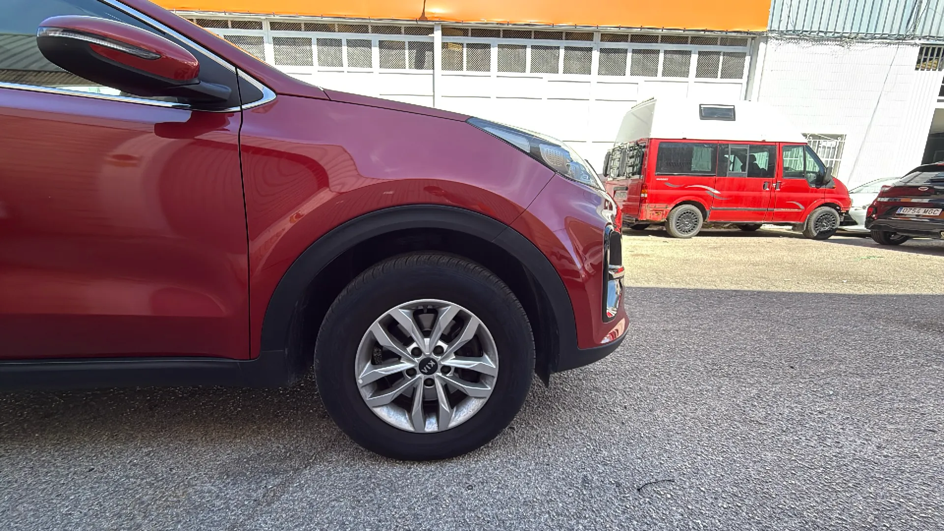Kia Sportage 1.6 GDi Business 4x2 - foto 22