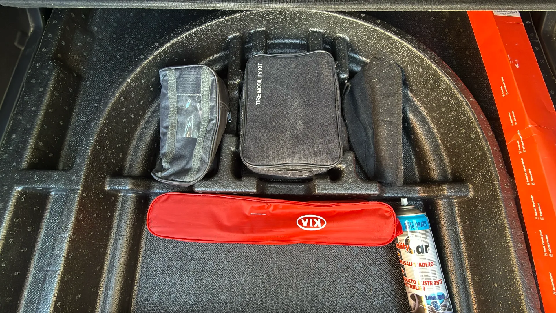 Kia Sportage 1.6 GDi Business 4x2 - foto 24