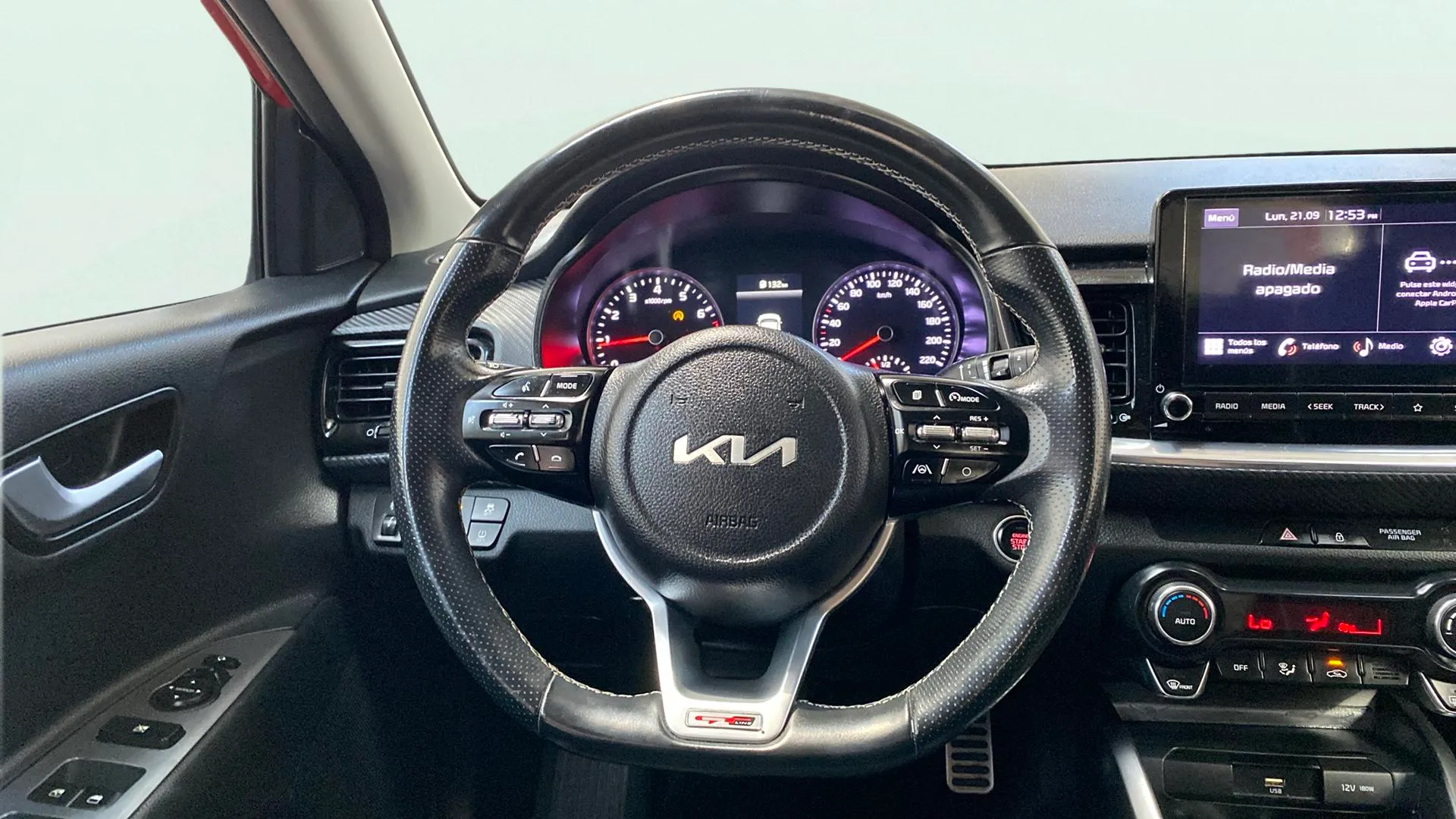 Kia Stonic 1.0 T-GDi MHEV iMT GT Line - foto 13