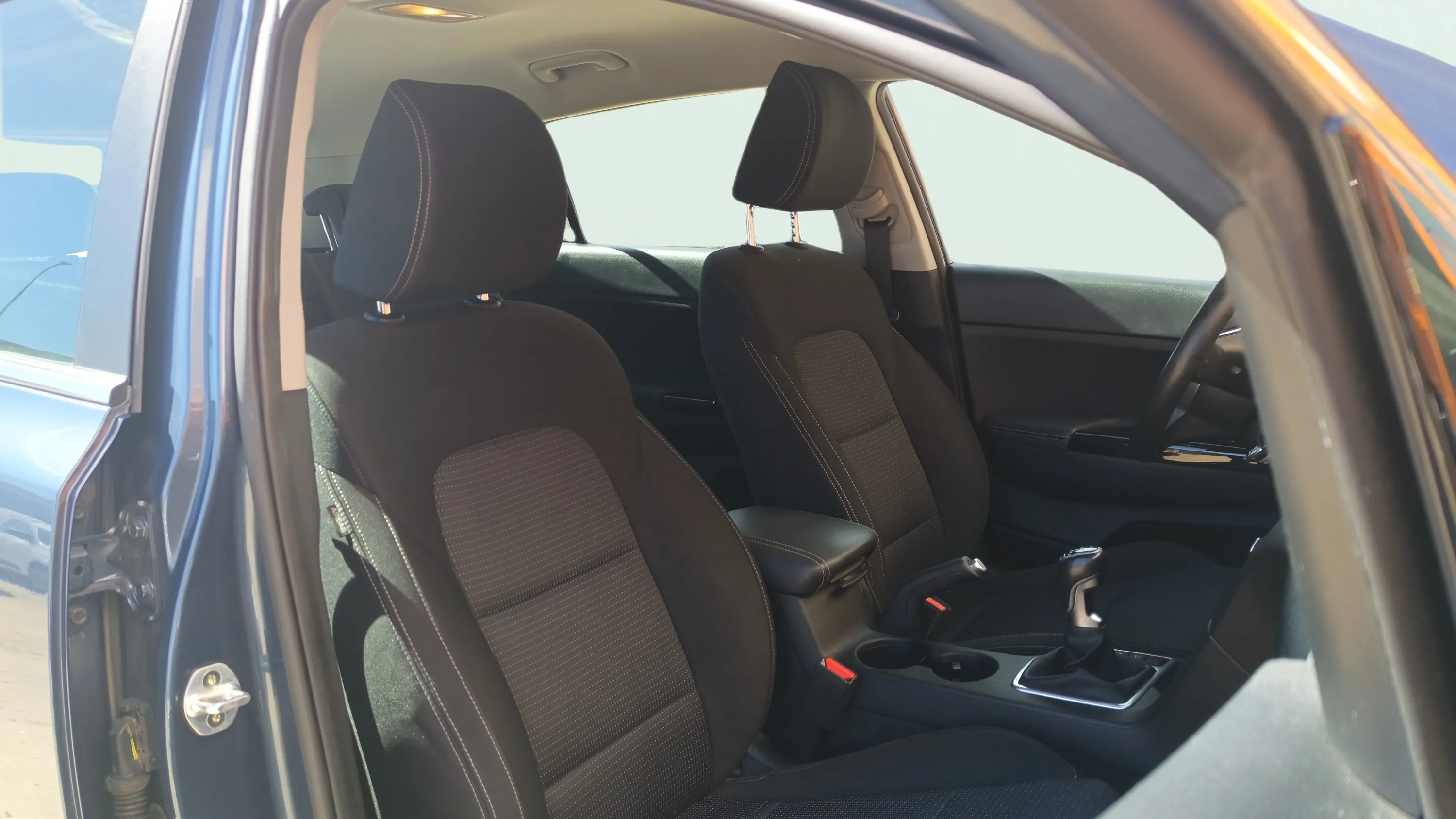 Kia Sportage 1.6 GDi Business 4x2 - foto 10