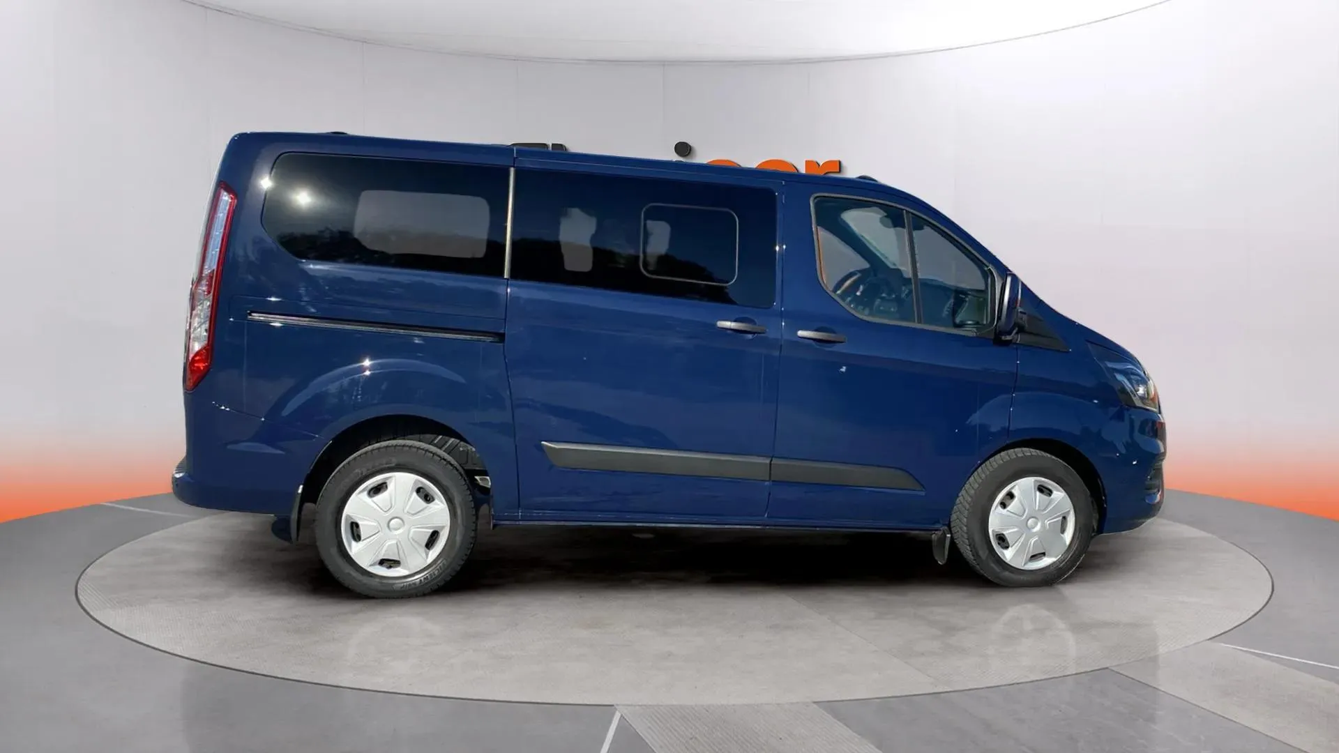 Ford Transit Custom Kombi 2.0 TDCi 320 L1 Trend - foto 9