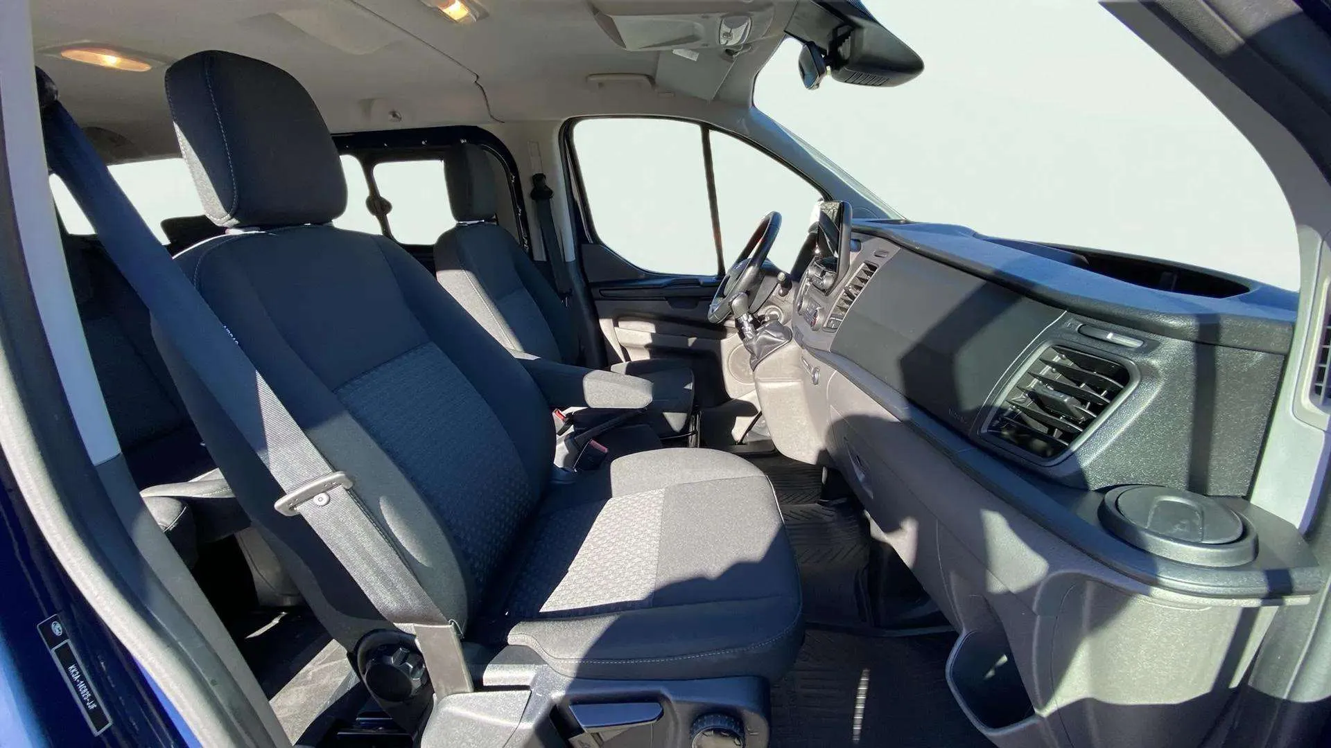 Ford Transit Custom Kombi 2.0 TDCi 320 L1 Trend - foto 16