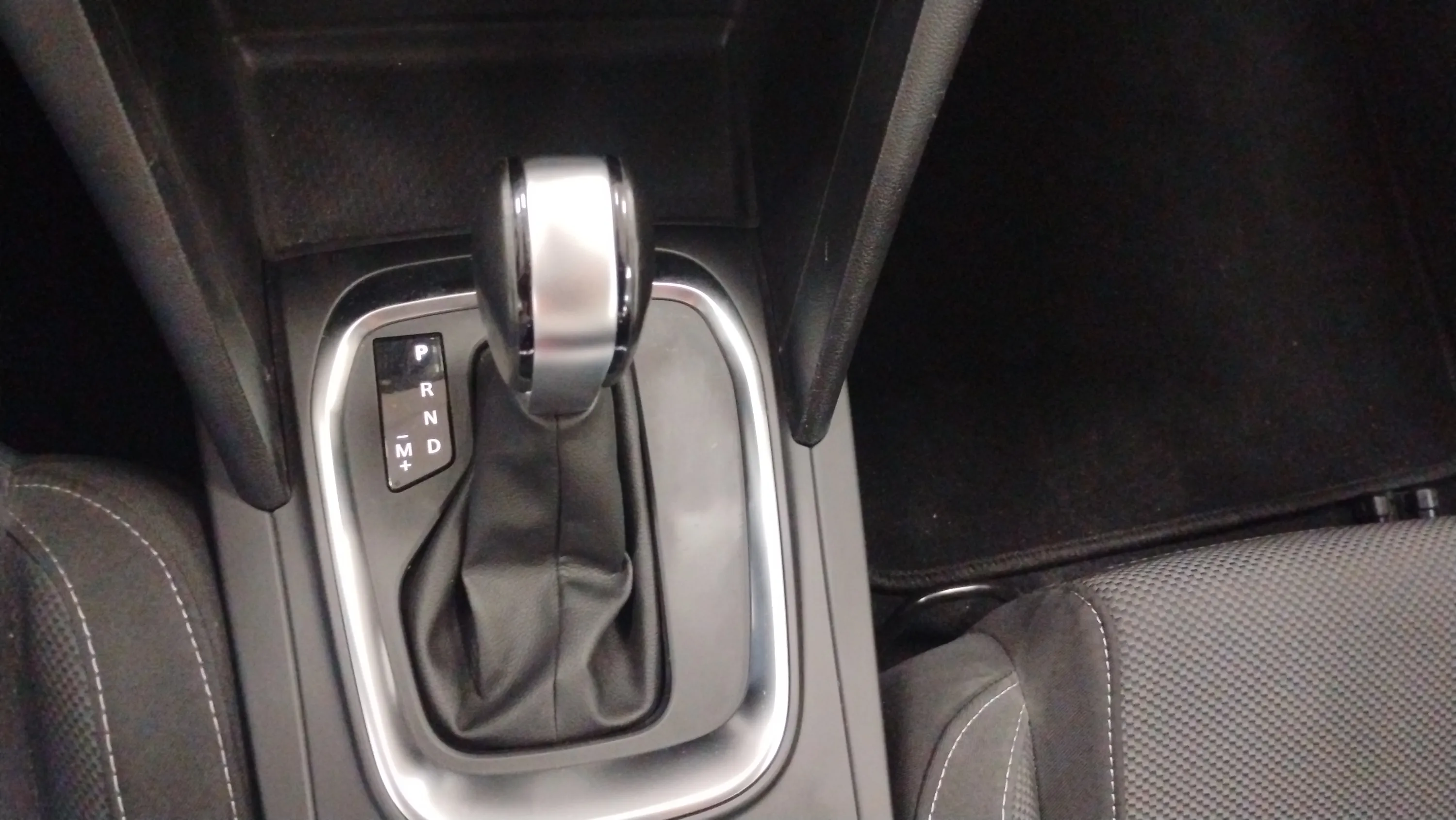 Renault Mégane Equilibre Blue dCi EDC - foto 18