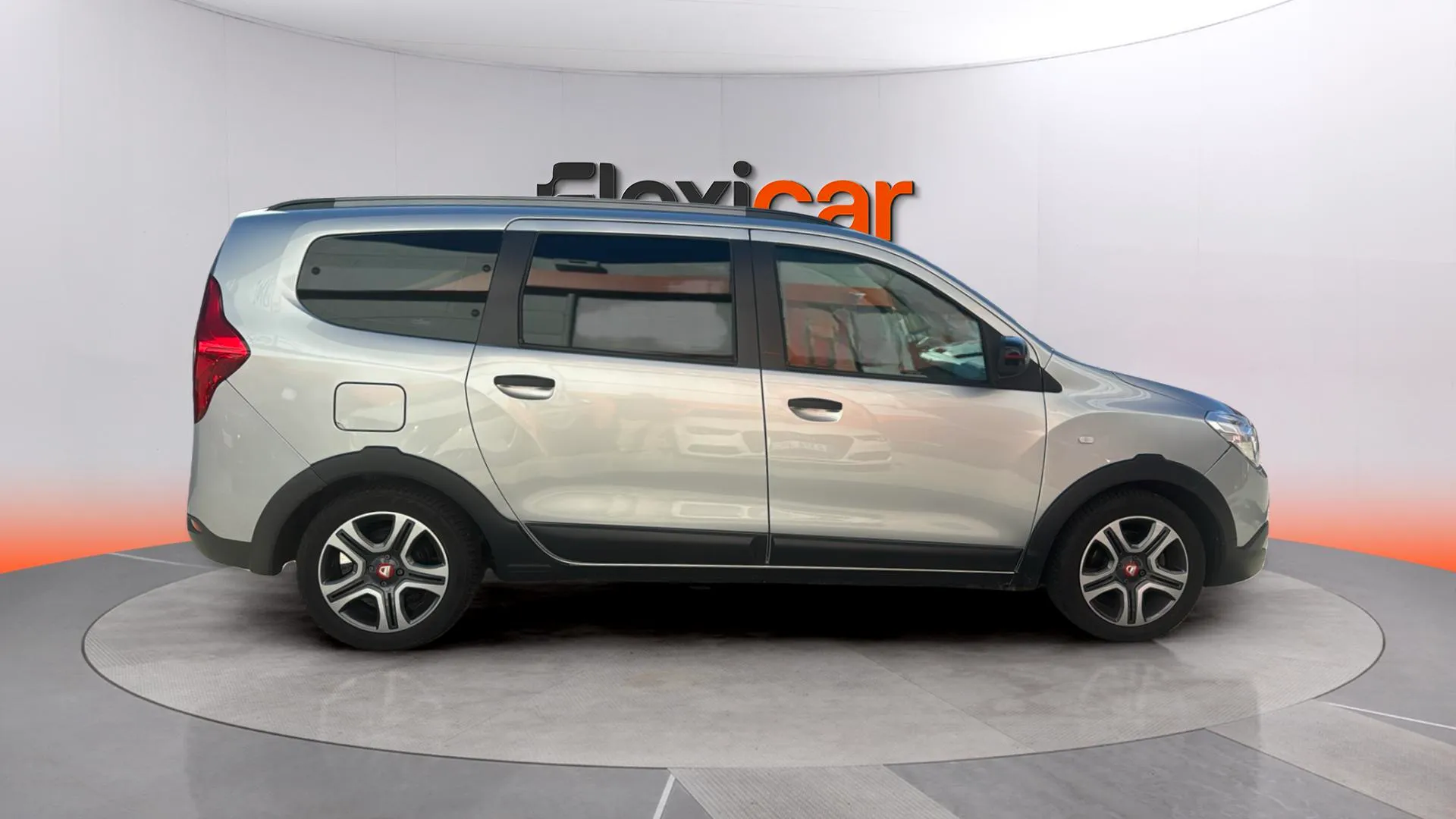 Dacia Lodgy SL Xplore Blue dCi 7Pl 18 - foto 8