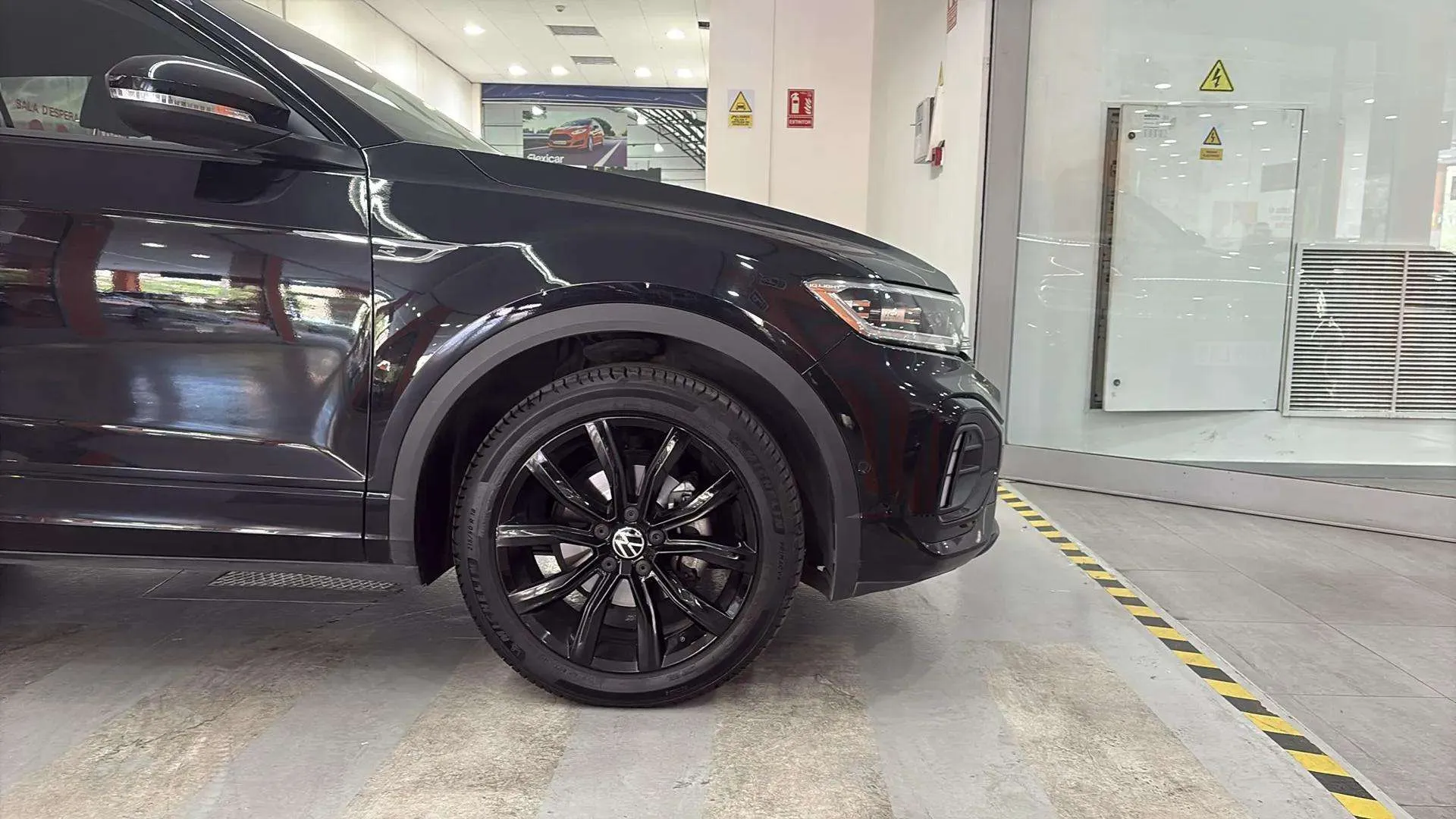 Volkswagen T-Roc R-Line 1.5 TSI DSG - foto 22