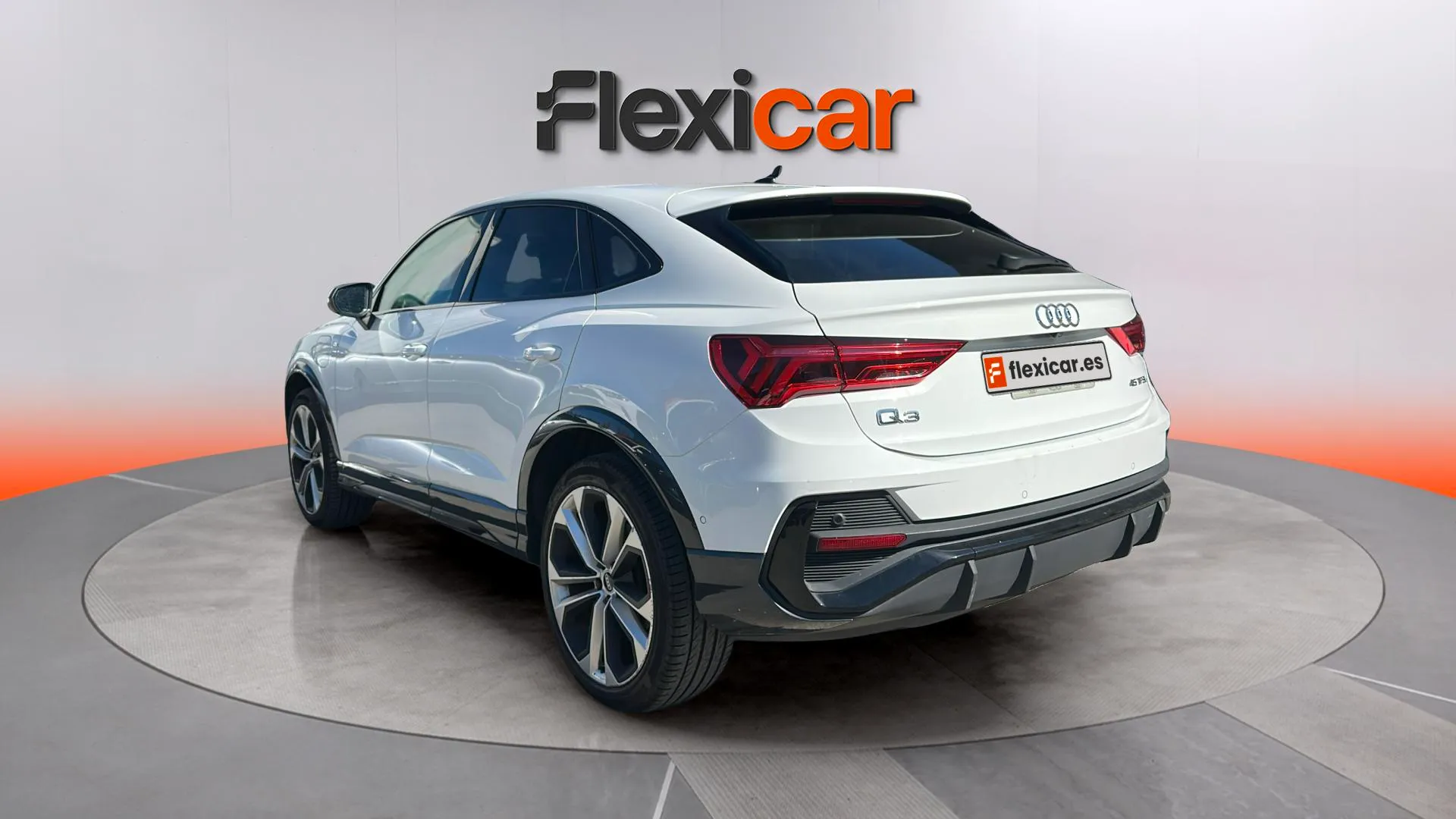 Audi Q3 45 TFSI e S tronic Black Line - foto 8