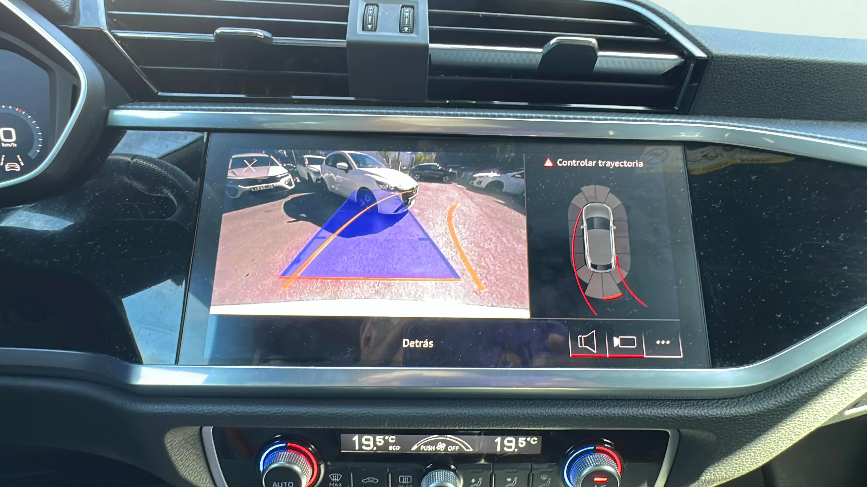 Audi Q3 45 TFSI e S tronic Black Line - foto 16