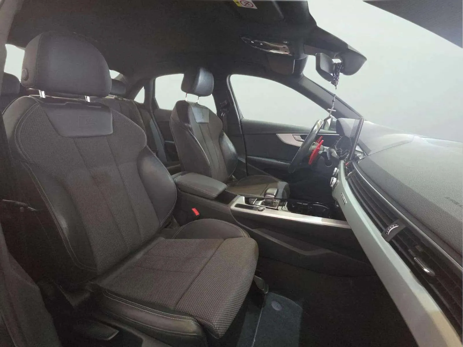 Audi A4 Avant S line 40 TDI S tronic - foto 13