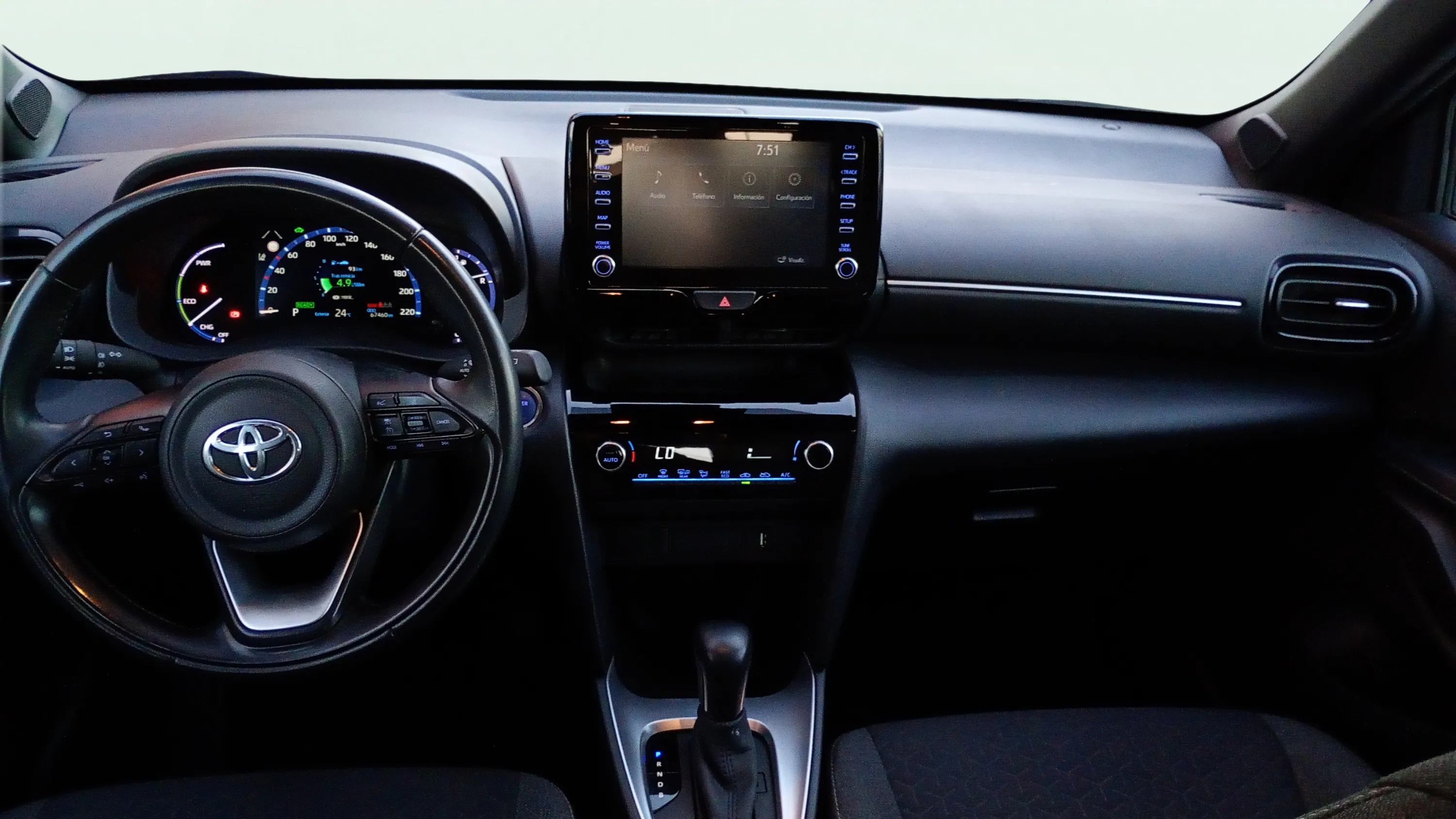 Toyota Yaris Cross 1.5 120H Active Tech - foto 10