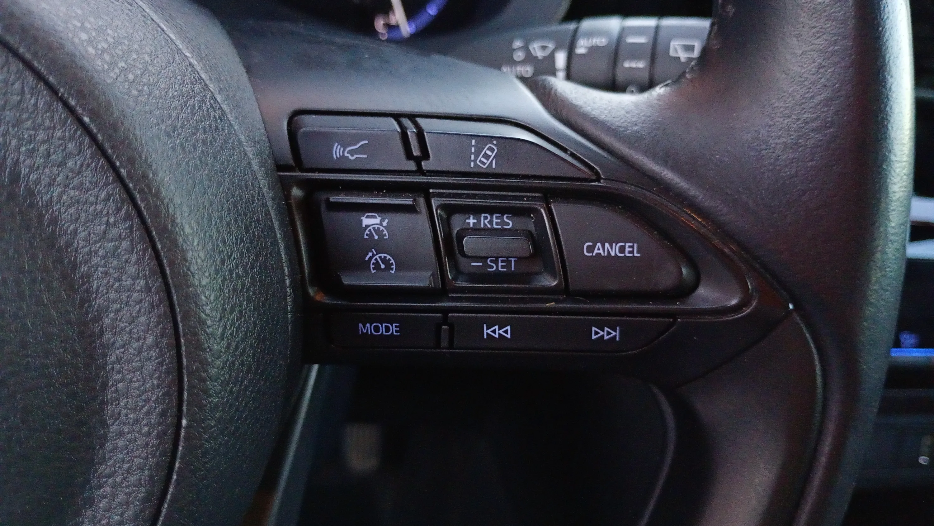 Toyota Yaris Cross 1.5 120H Active Tech - foto 15