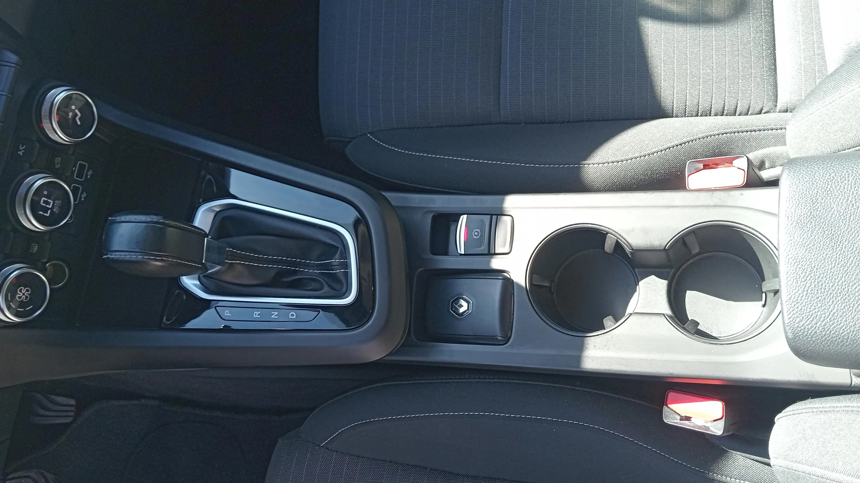 Renault Arkana Equilibre TCe EDC mild Hybrid - foto 22