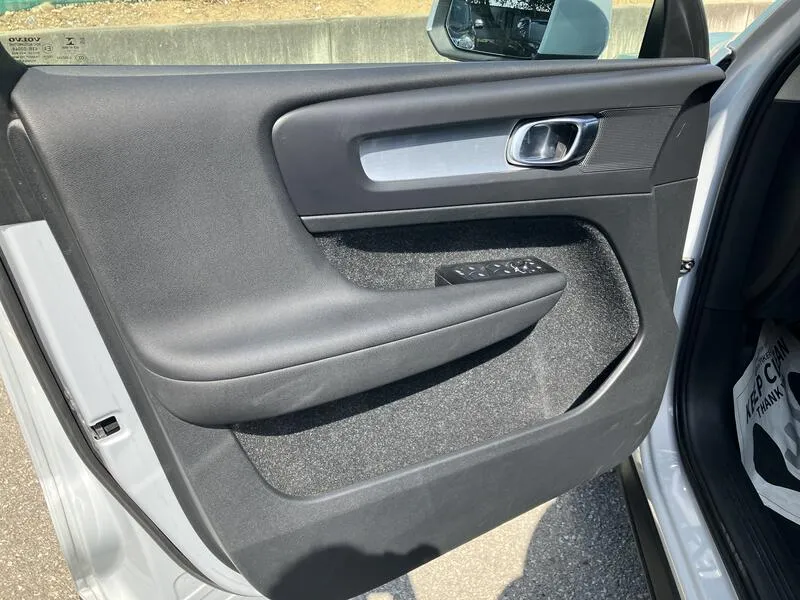 Volvo XC40 1.5 T3 Momentum Pro - foto 11