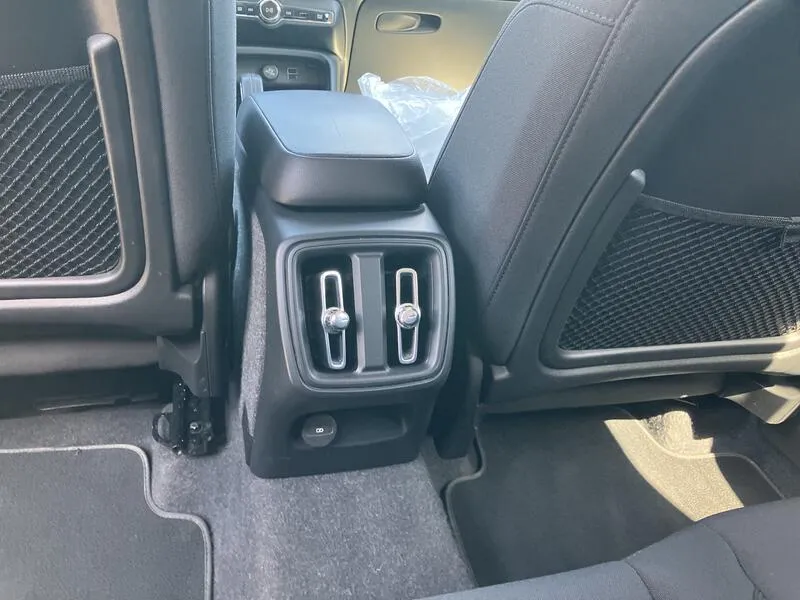 Volvo XC40 1.5 T3 Momentum Pro - foto 25