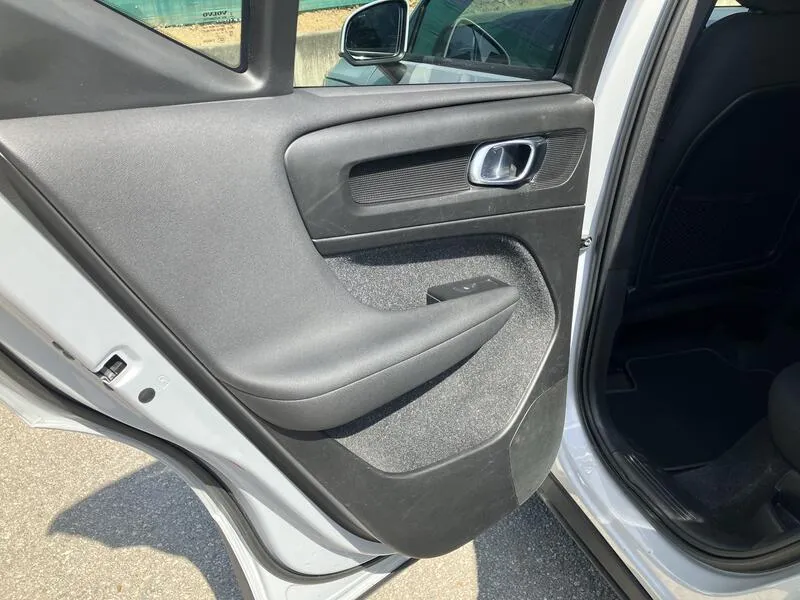 Volvo XC40 1.5 T3 Momentum Pro - foto 26